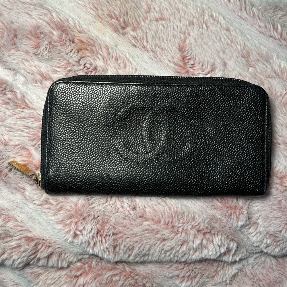 Chanel Vintage Black Caviar Long Wallet